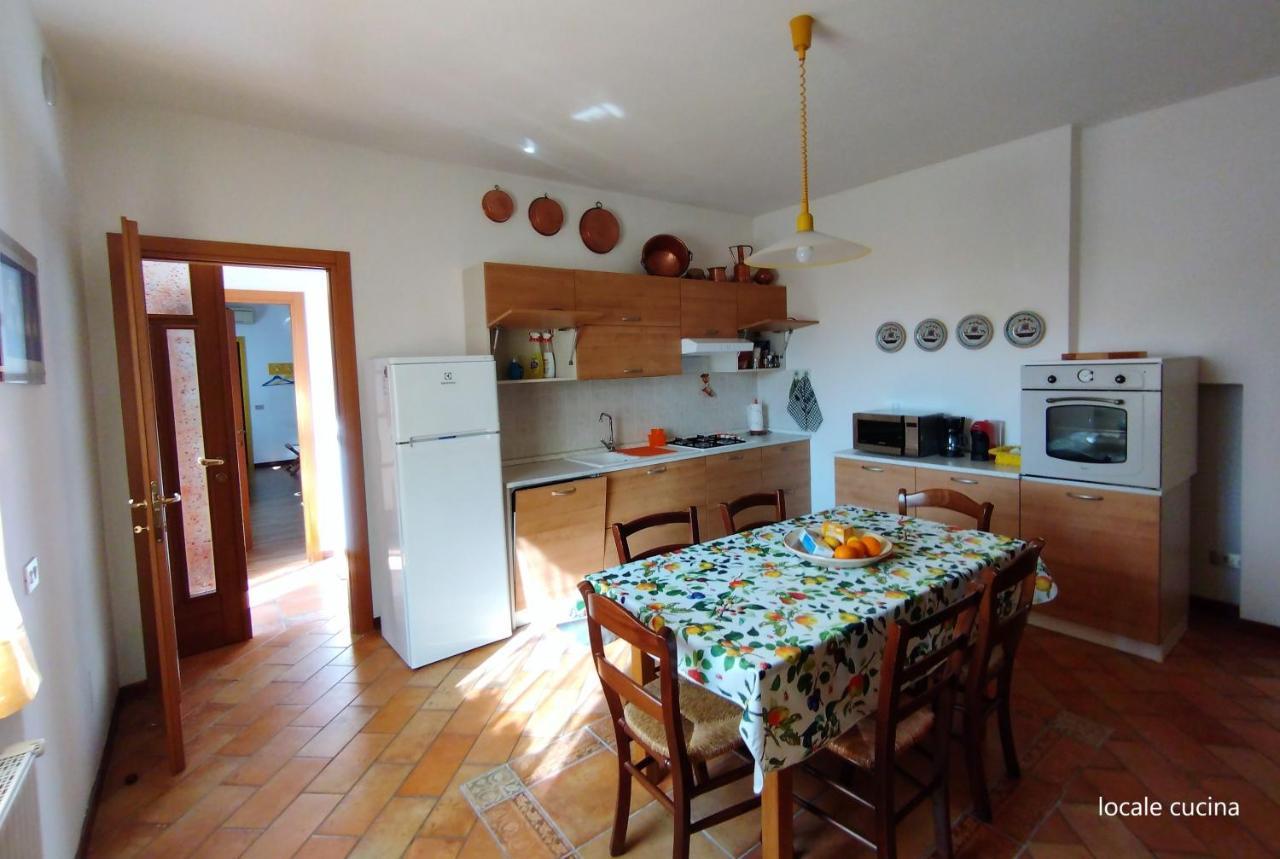 Appartamento Le Campanelle San Felice del Benaco Dış mekan fotoğraf